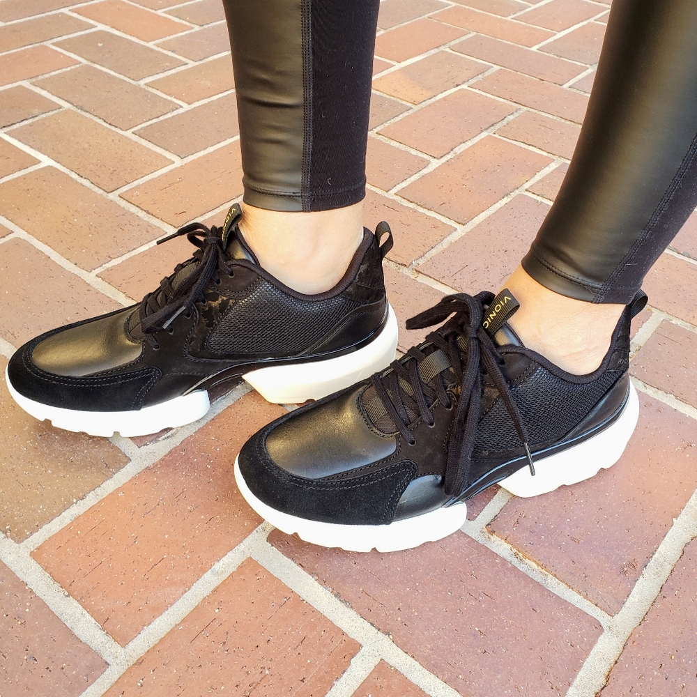 Vionic Aris Black Leather Lace-up Sneaker Chunky Split-Sole Lightweight 9 New